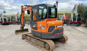 Doosan DX63 full