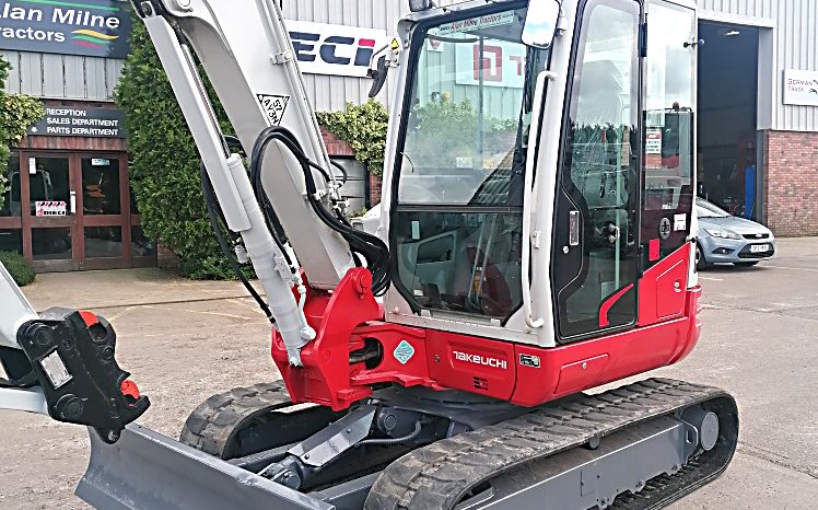 Takeuchi TB250-2 full