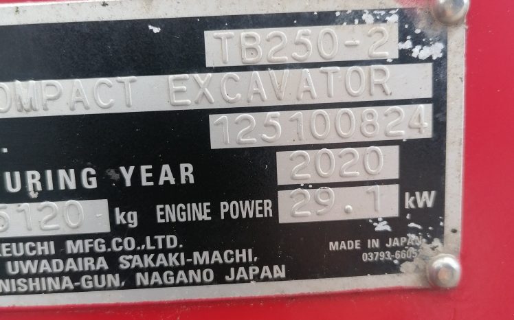 Takeuchi TB250-2 full