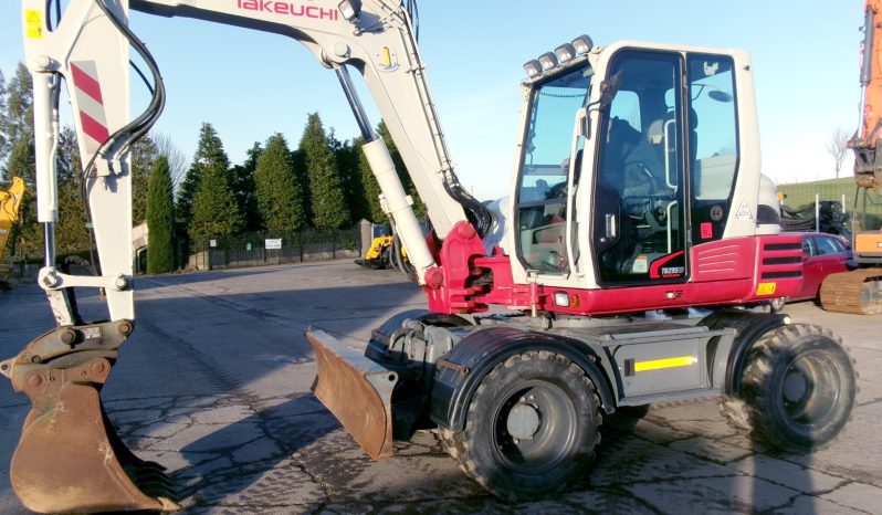 Takeuchi TB295W full