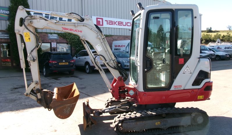 Takeuchi TB225 full
