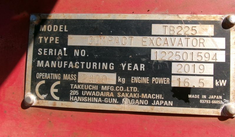 Takeuchi TB225 full