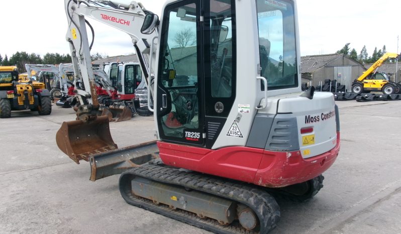 Takeuchi TB235 full