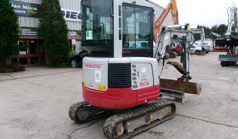 Takeuchi TB23FR full