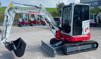 Takeuchi TB335RA  ex Demo full