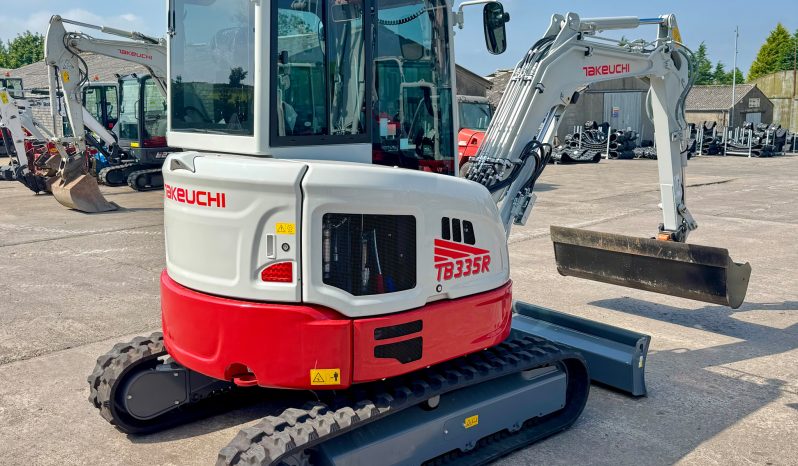 Takeuchi TB335RA  ex Demo full