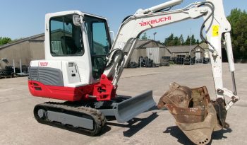 Takeuchi TB228 full