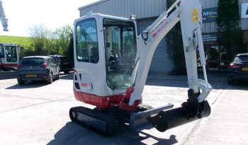 Takeuchi TB216 cabin full