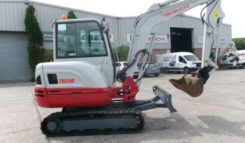 Takeuchi TB240 full
