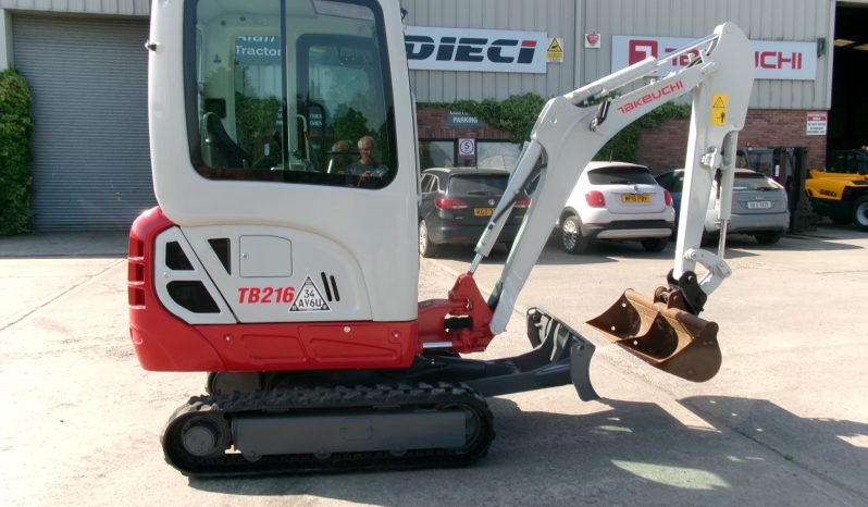 Takeuchi TB216 cabin full