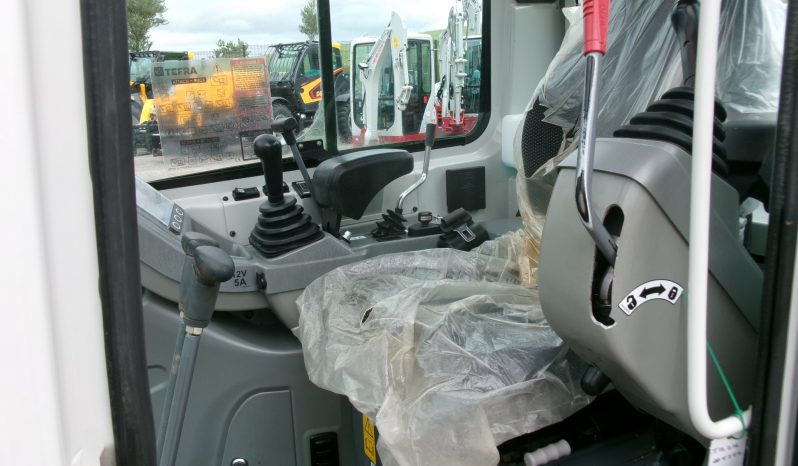 Takeuchi TB216 full